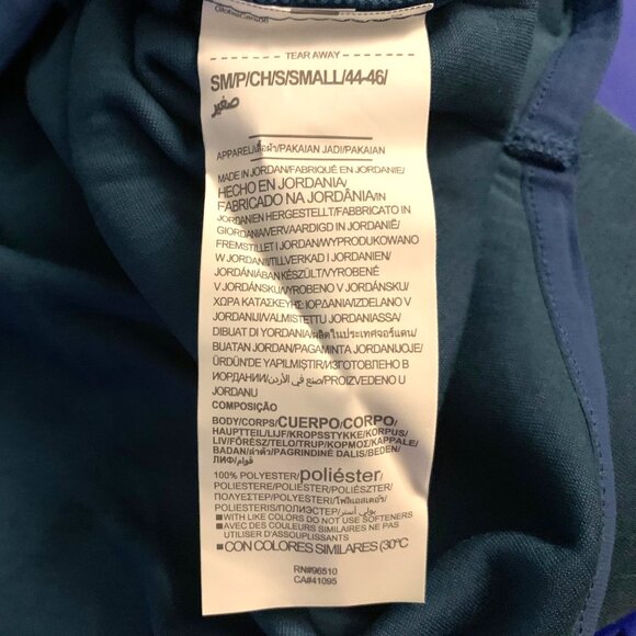 Under Armour Move Long Sleeve Pullover Size S Ultralight Crew Neck Sweat Wick - Picture 12 of 13